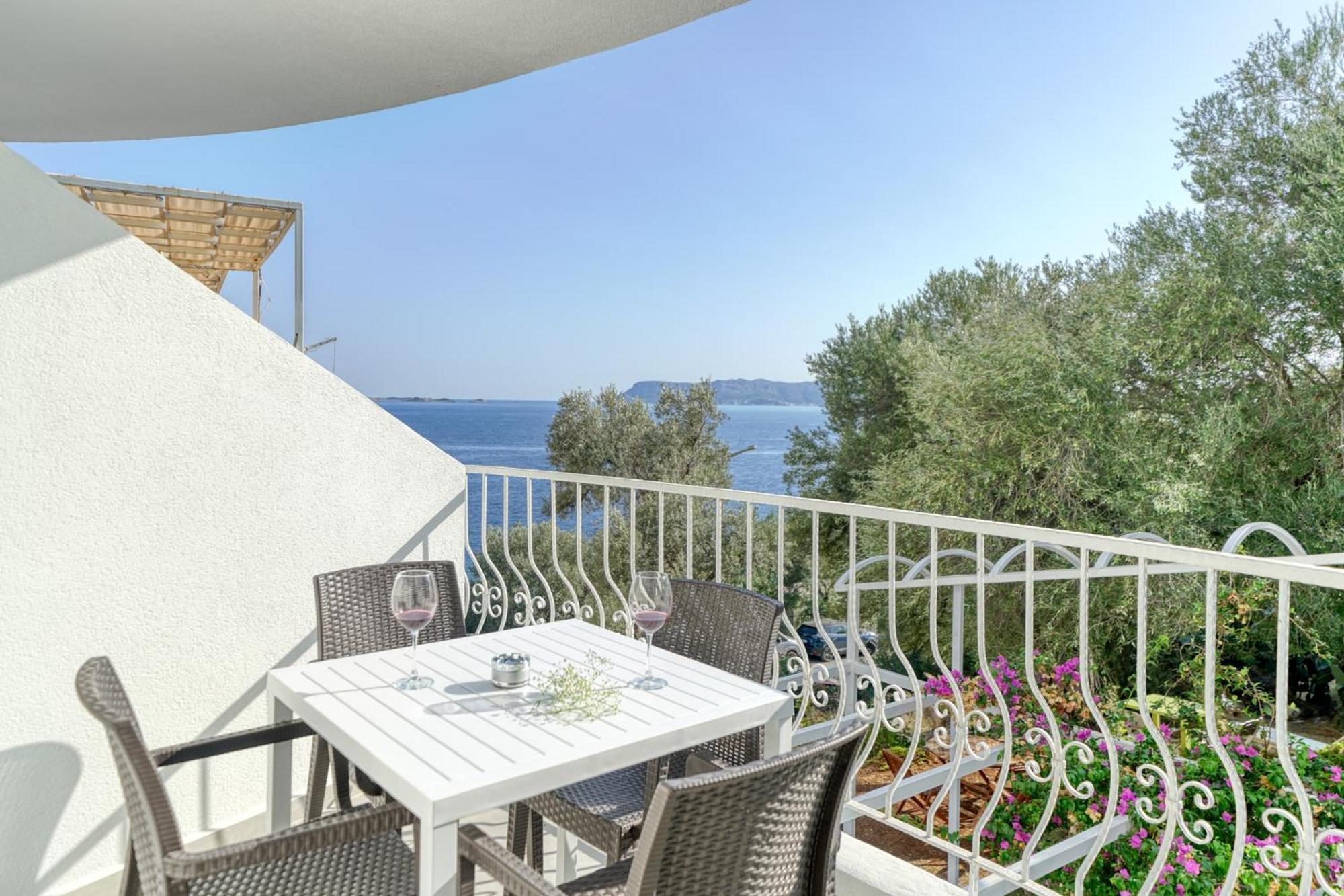 Bluenook Suites Kaş Buitenkant foto